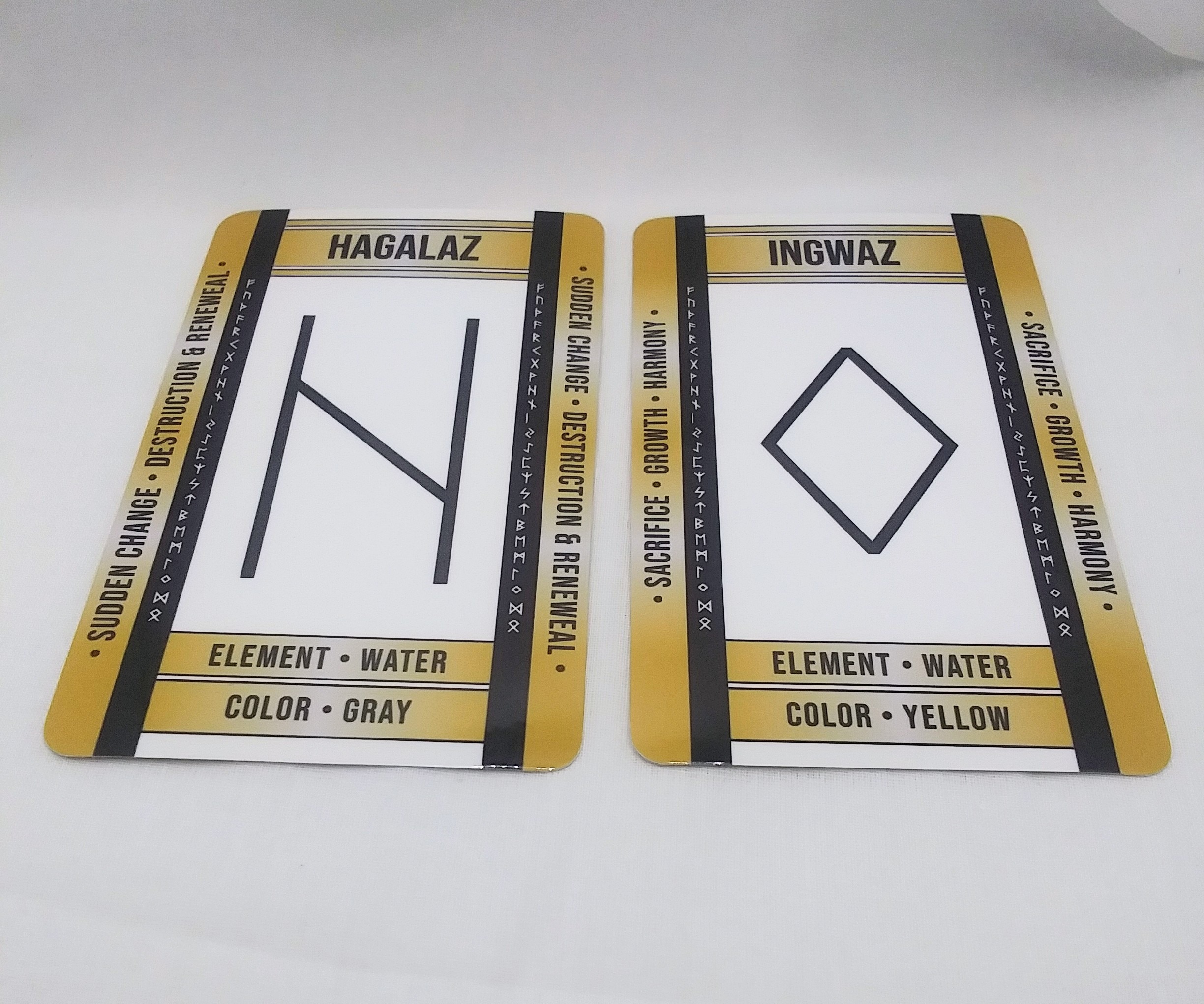 Gold Rune Cards by Wayuką́