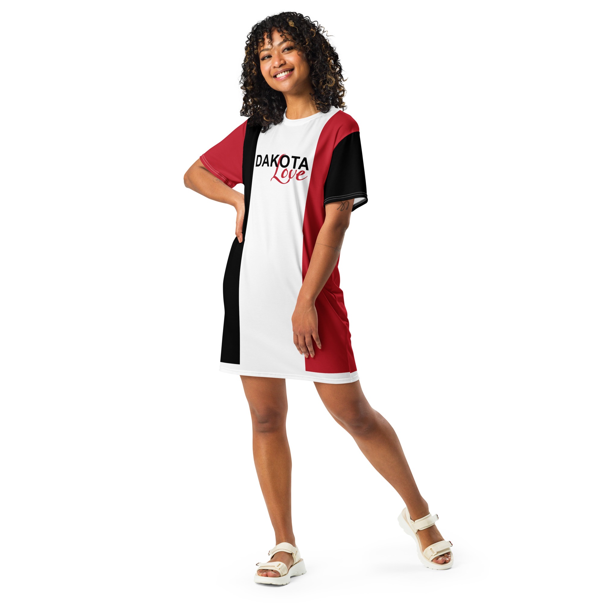 Dakota Love T-shirt Dress by Wayuką́