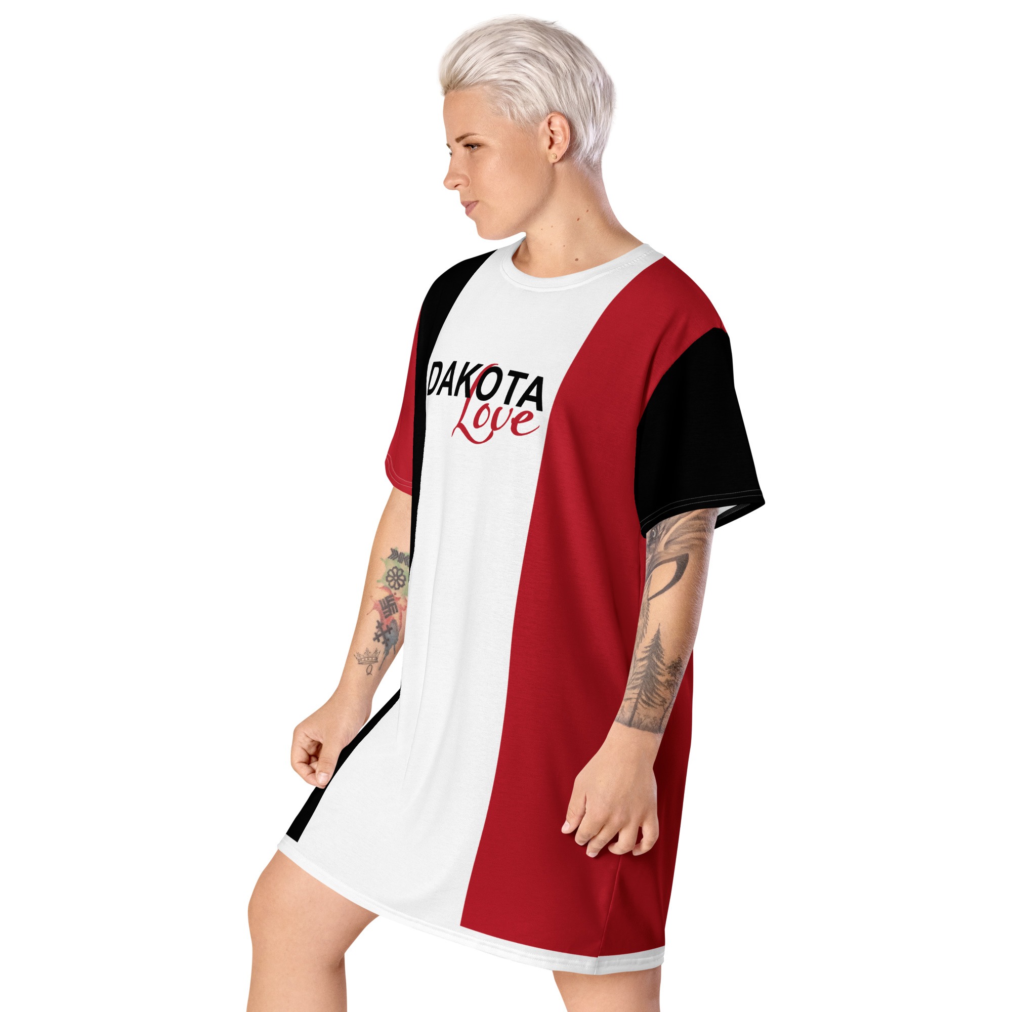 Dakota Love T-shirt Dress by Wayuką́